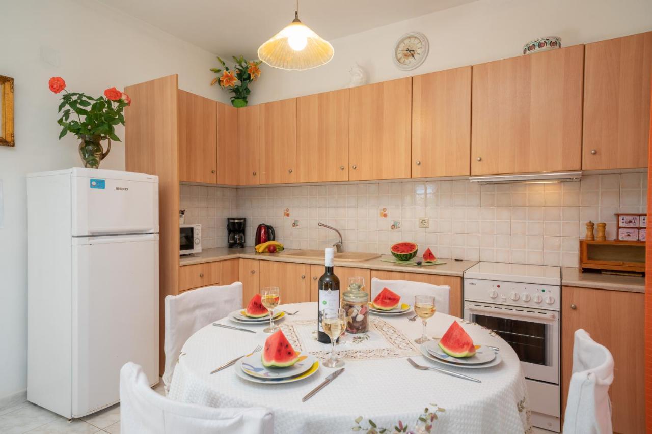 Monambeles Villas Свороната Экстерьер фото