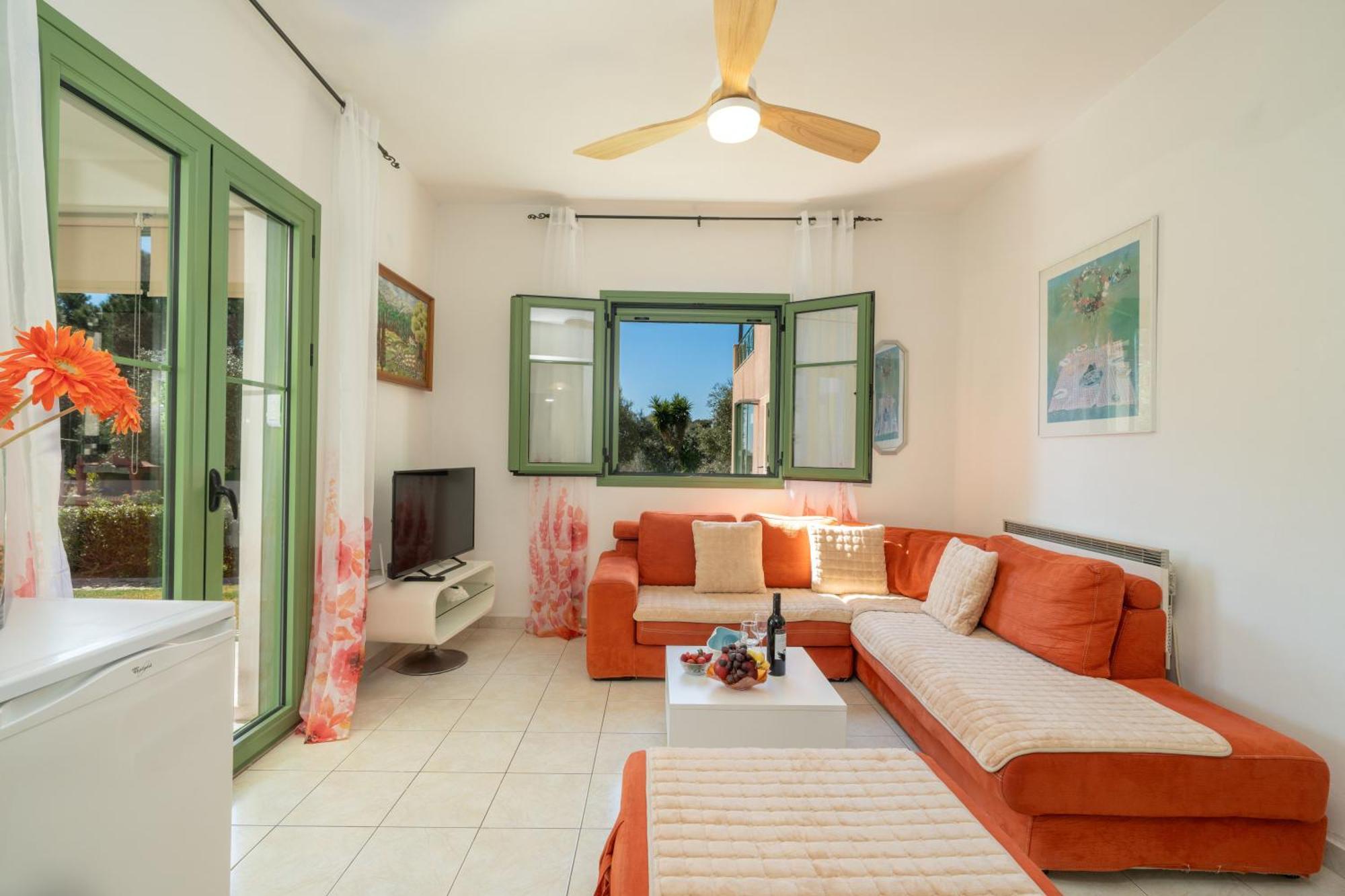 Monambeles Villas Свороната Экстерьер фото