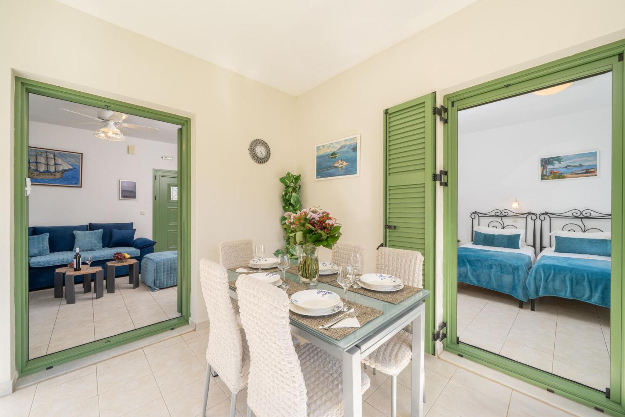 Monambeles Villas Свороната Экстерьер фото