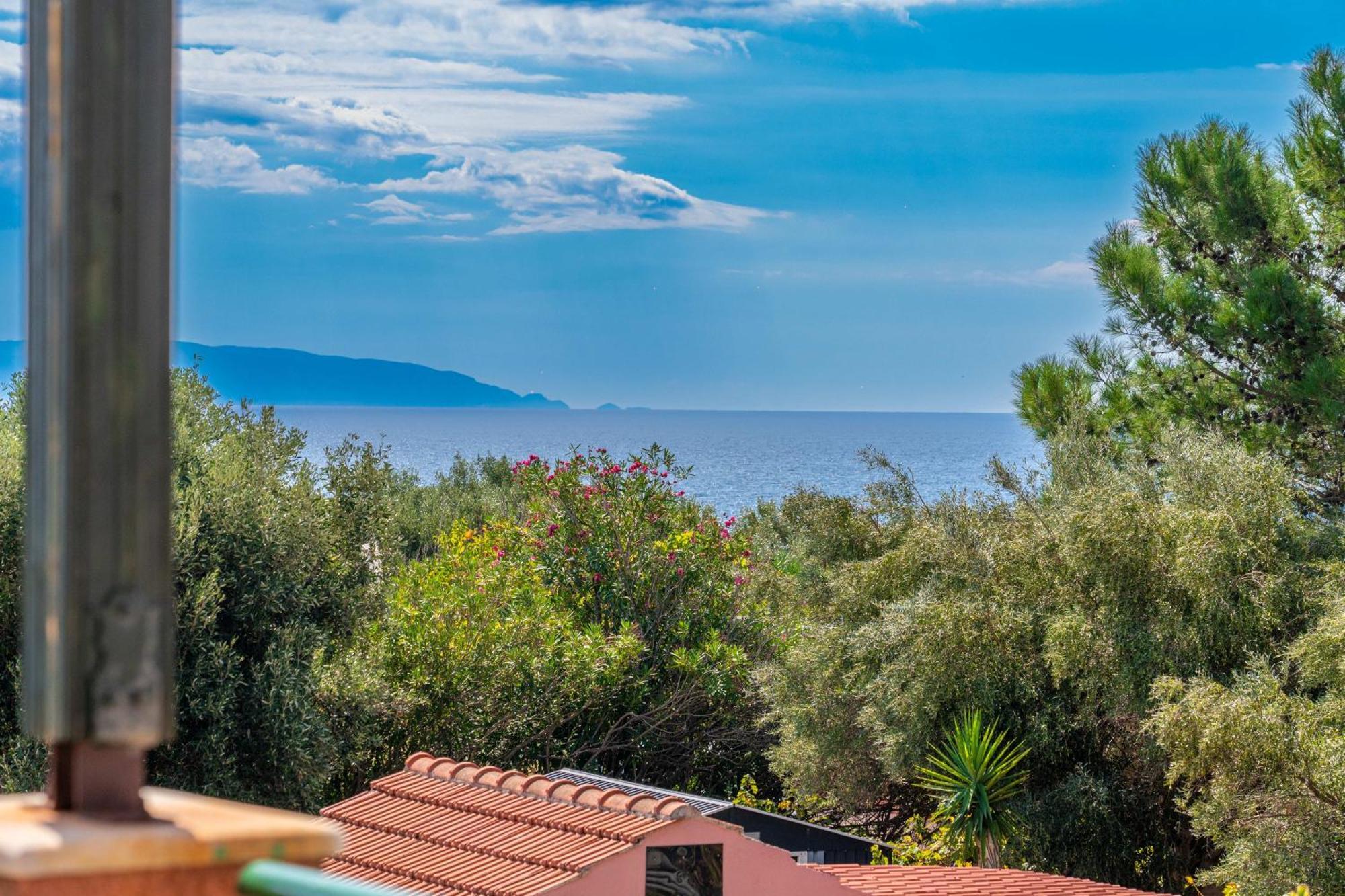 Monambeles Villas Свороната Экстерьер фото
